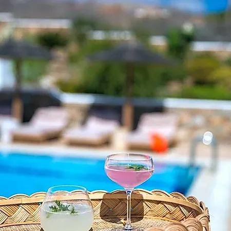 Szálloda Ostria Naxos City